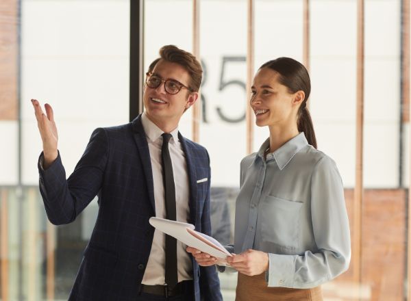 Suivez une formation en anglais pour améliorer vos compétences de commercial à l'international. à Mâcon