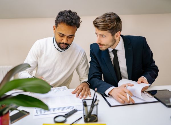 Responsable de communication à l'international. Maîtrise de l'anglais. à Mâcon